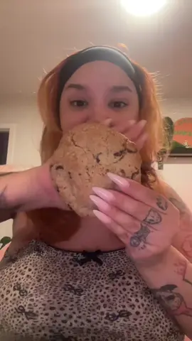 I love this cookie so much and I’m not really into cookies like that either 🤭 @Metropolitan Market 