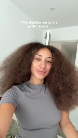Soo much hair on one’s head 🤣 #curlyhair #braids #relatable 