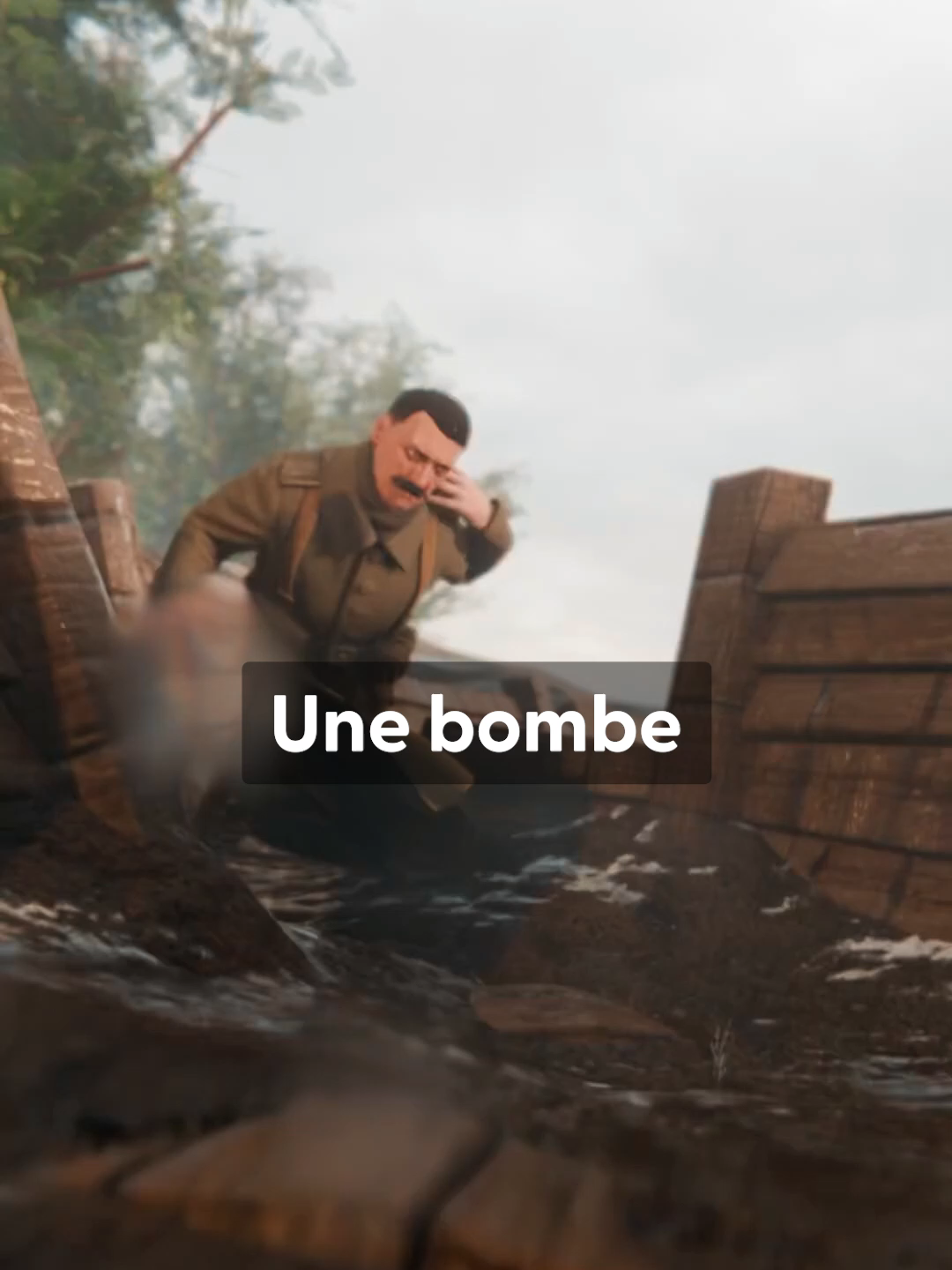 Pourquoi il avait une moustache carrée ? ⬛