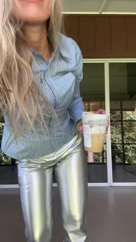 #OOTD #fyp #schoolfits #outfitinspo #starbucksfalldrinks 