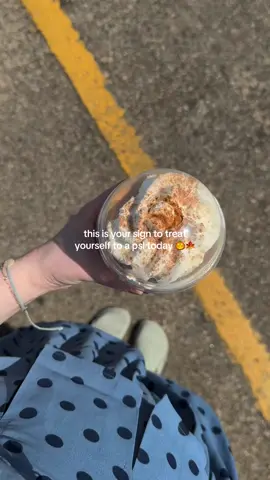 I know we don’t like Starbucks rn but I gave in 🥲 #psl #fallaesthetic #falldrink #fallvibes #coffee 