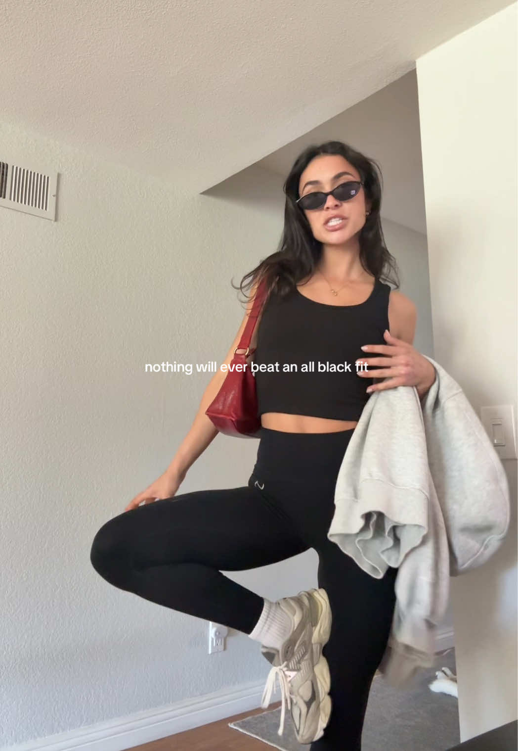how to look put together with 0 energy #OOTD #comfyoutfit #wfhoutfit #allblack 