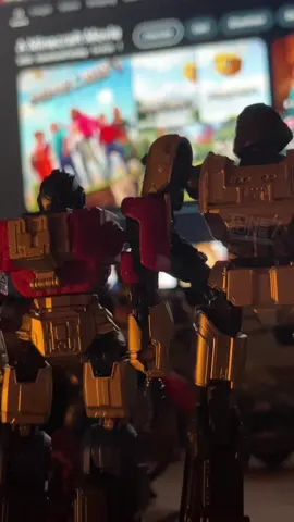 Which Transformer do you think Jack Black would be good for? Voices by me #Minecraft #toys #transformers #dpax #voiceactor 