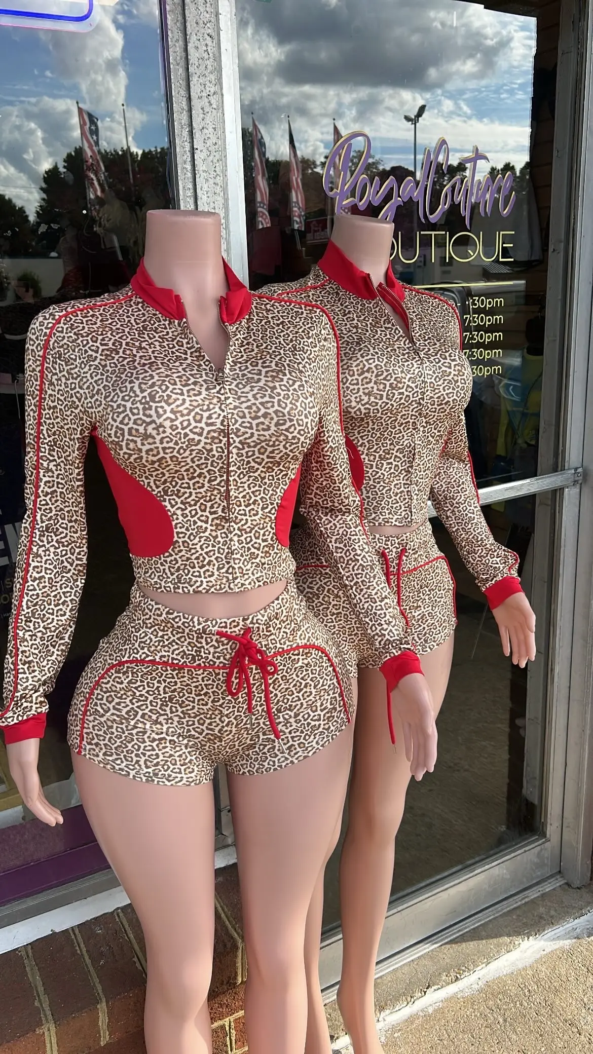 All the pretty girls shop at the COUTURE!!  🔥🔥🔥 New Arrivals are in  Come check us out !!!!  - Location 📍: 2517 West Mercury Boulevard Hampton,VA  - Store Hours 🛍️: Tuesday -Saturday 12:00PM -7:30PM  - We offer sizes 5-11 (Shoes) Small-3X (Clothes)  🚨 MAKE SURE YOU FOLLOW US @royalcouture1 🚨 Contact us by phone (757)316-7531 #vaboutique #boutiqueshopping #757boutique #dmvboutique #fashion       