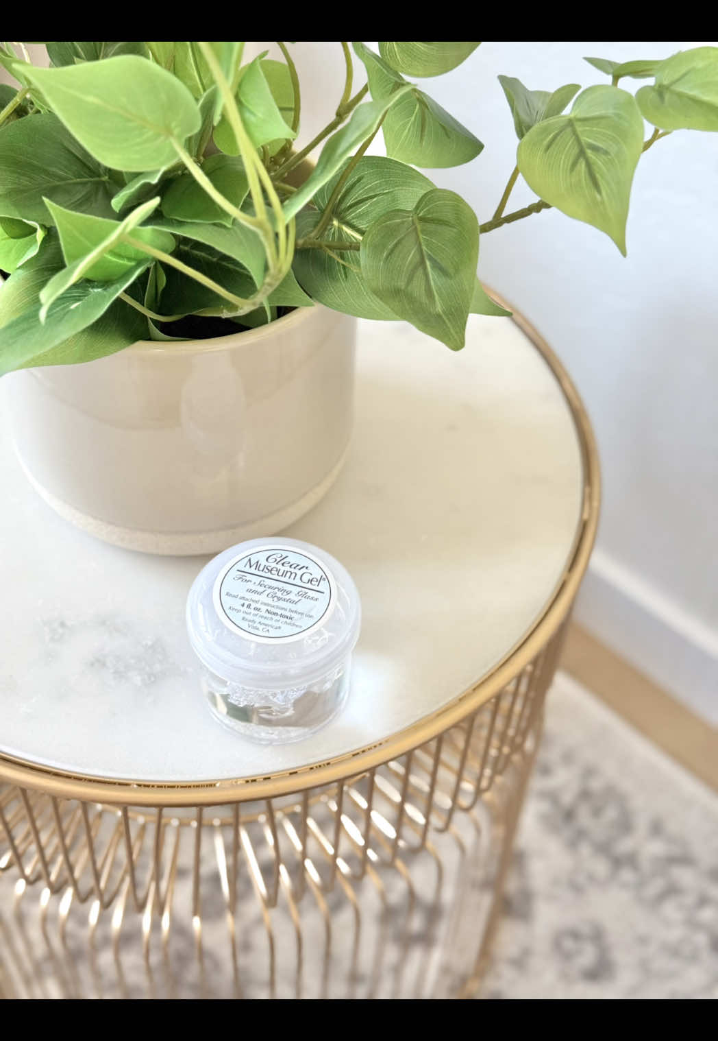 POV: you’re a mom who refuses to give up your aesthetic home 😅#founditonamazon #museumgel #momlifehack #toddlerproof #functionaldecor 