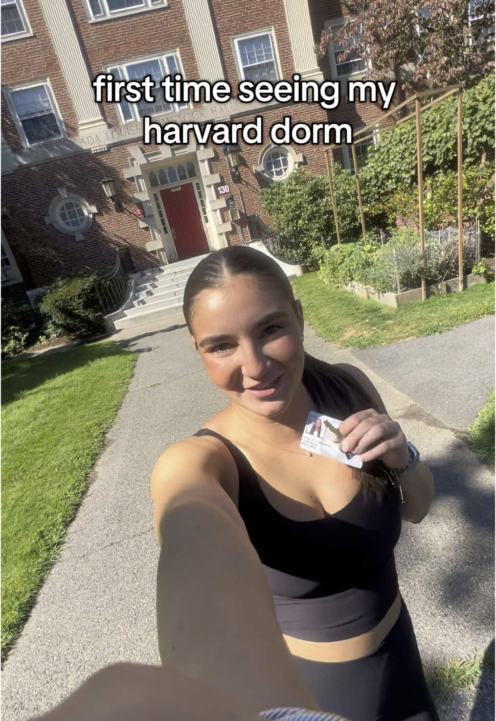 80k a year for this 😭 be honest is your dorm better or worse?  #harvard #college #dormlife #fyp #harvarduniversity 