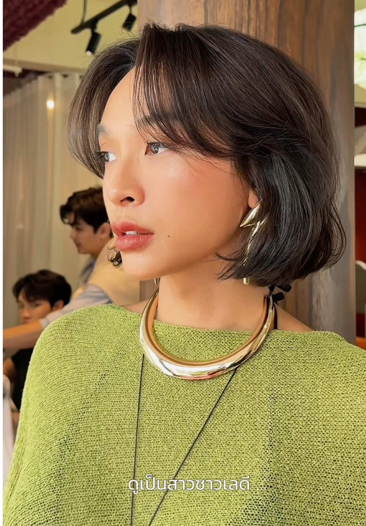 Styled & cut by @thofan.charm DOMEY CHARM Team (ช่างทอฝัน) ” DEBUT MOMENT “ the look begins here. สามารถสอบถามคิวได้ที่ Tel: 06-5351-9928 Line: @domeycharm #DOMEYCHARM #domeycharmgroup #domeycharmspaceofbeauty  #domeycharmhairstyle
