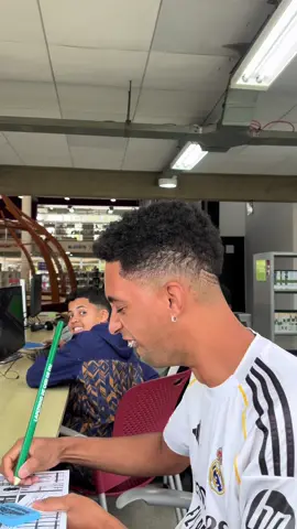I love bibliotecas 🤣🤣✏️🪮 Ig: codornaoof