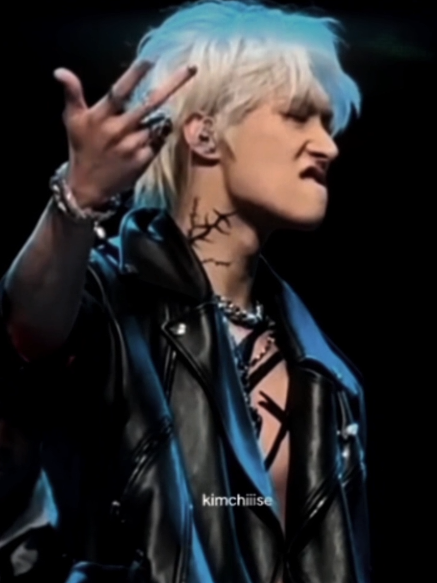 the coachella look still makes me melt #mingi #mingiedit #ateez #ateezedits #fyp 