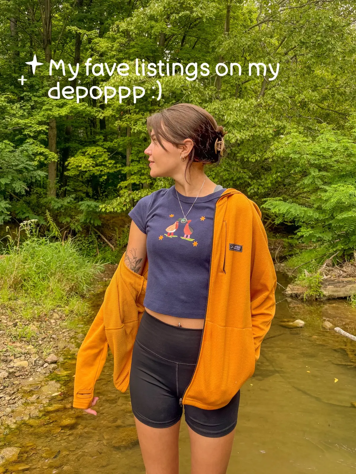 Help me clean out my closet! Link in bio :) #thrifting #depop 