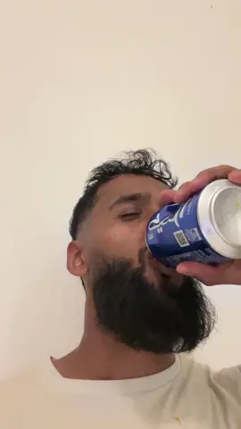 Kinza coke / cola is the one. Your ice and bar colas can talk to the wall. So nice I called the can a bottle #cola #drinkreview #coke #bradford #alternative 