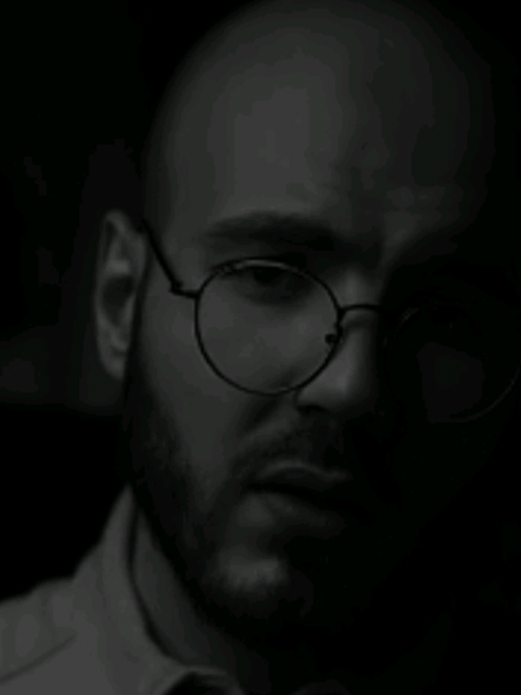 كل يري الناس بعين طبعه... #ستوريات #fyp #fpyシ 