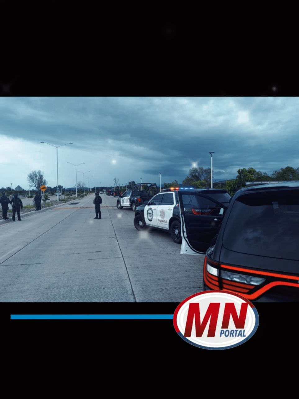 Identifican al herido en balacera del Malecón de “Los Arrancones” Culiacán, Sinaloa.– Joel Isaías, de 19 años, fue identificado como la persona que resultó herida durante la balacera registrada la tarde del martes en el Malecón de “Los Arrancones”. El ataque ocurrió alrededor de las 12:50 horas sobre el bulevar Sánchez Alonso, lo que provocó una intensa movilización de corporaciones de seguridad que desplegaron un operativo para resguardar la zona y trasladar al lesionado a un hospital. En el lugar fue asegurada una camioneta Volkswagen tipo SUV de color gris, la cual presentaba múltiples impactos de arma de fuego y fue puesta a disposición de las autoridades. La Fiscalía General del Estado de Sinaloa informó que realiza las diligencias correspondientes para esclarecer los hechos, mientras que el vehículo asegurado fue llevado a una pensión oficial como parte de las investigaciones.