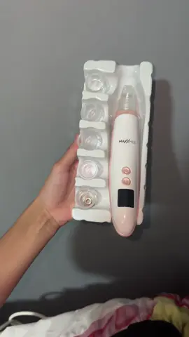 #MAXXMEE #BlackheadRemover #SkincareTool #DeepClean #PoreCleaner     