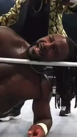 Swerve Strickland was dealing with a torn meniscus the entire time during his start with AEW. He’s taking time off due to the injury. #aew #wrestling #prowrestling