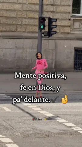 #Mente positiva en Dios y pa' adelante #frasesmotivadoras #motivation #frases_de_todo #viraltiktok_foryoupage😋❤️ 
