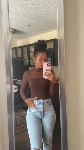 Shirt is so comfortable and pretty 🥰