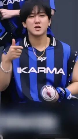 #CHANGBIN:: mds, mandem esse homem pra minha casa pelo amor || Changbin Fancam Azul Karma || #fancam #straykids #mokabycams 