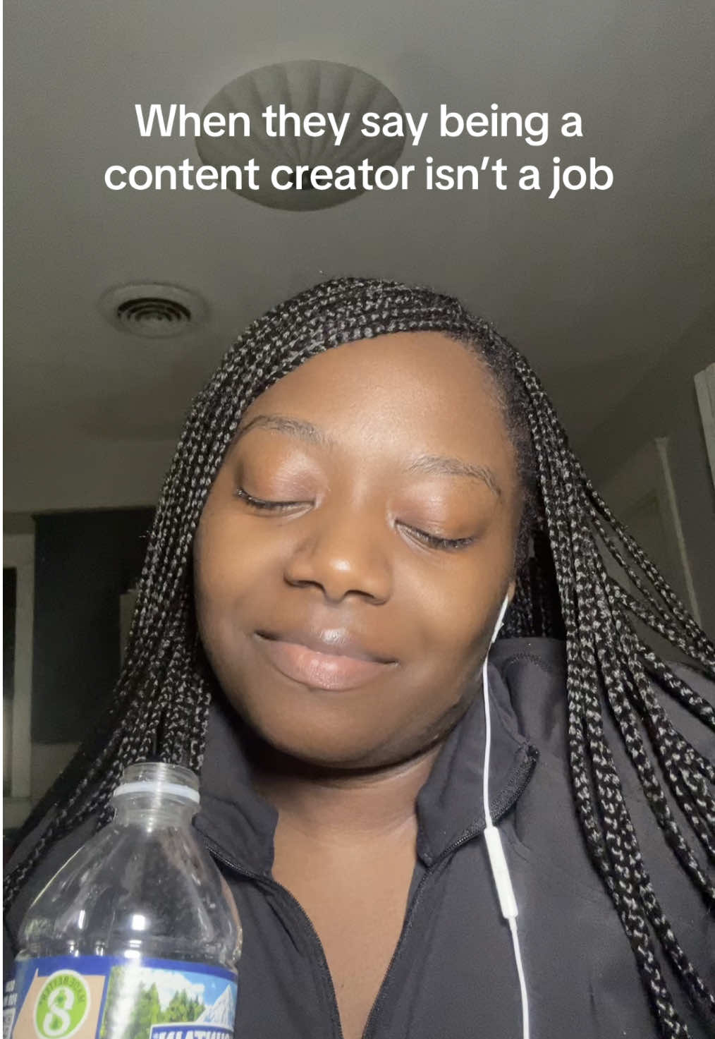 When people say being a content creator isn’t a real job I just sit back and laugh. It’s actually my favorite job ever! #fyp #relatable #contentcreator #contentcreators #goingviral 