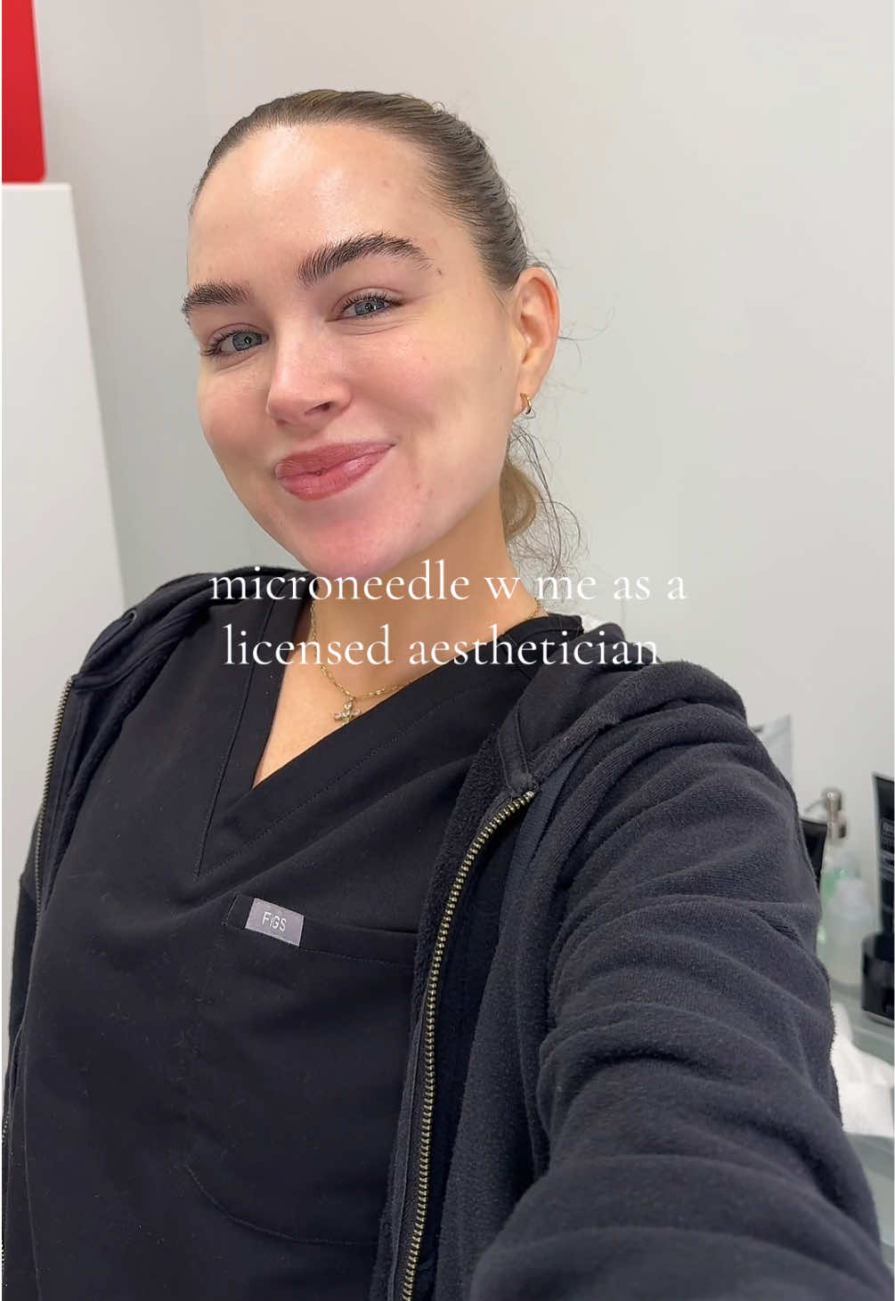 my skin has been my biggest opp this year but we’re on the mend #licensedesthetician #thewoodlandsesthetician #houstonspa #medspa #facialwalkthrough #facialasmr #thewoodlandsmedspa #microneedling #skincare #houstonesthetician #dermaplaning #estheticiantiktok 