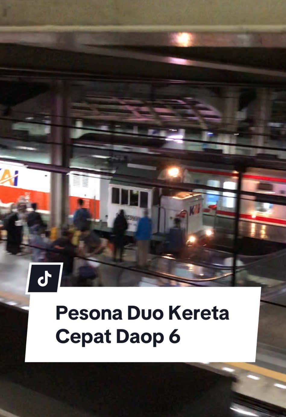 duos pesona ekspress malam daop 6 yogyakarta 🔥 #keretaapi #yogyakarta #fyp #fypage #fypシ゚ 