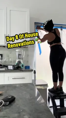 Day 8 Of House Renovations🙌🏽🏡 #dellyfever #houserenovation #homeowner #diyproject #slidingglassdoor 