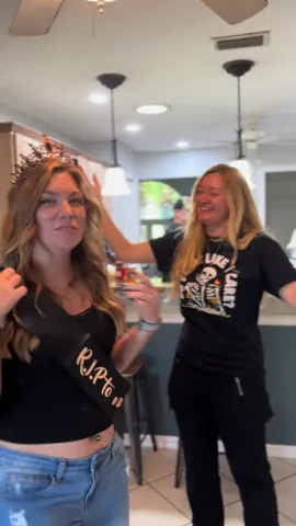 More clips from @KkMarieEgan 30th Bday ❤️❤️ @Leann @artemispupsquad @Divination 