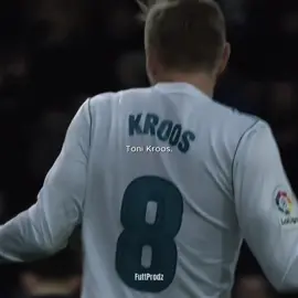 The German maestro – when football becomes art 🖌️✨||  #ToniKroos #RealMadrid  #FootballTikTok #FYP #FootballArt 