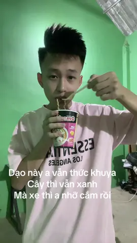 Mà xe là xe của em đó không phải của anh