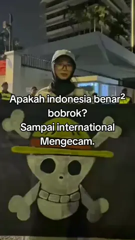 Apakah indonesia benar² bobrok? Sampai international Mengecam. demo 25/8/2025 di DPR RI banyak oknum aparat yang menggunakan kekerasan kepada para pendemo. #dpr #dprri #indonesia🇮🇩 #demo 