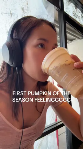 I been waiting for this one😛😛😛😛😛😛😛😛😛😛😛😛 #pumpkinseason #pumpkinspice #pumpkinspicelatte #fallaesthetic 