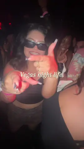 last birthday trip 10/10 ♥️💃🌆 #fyp #vegas #birthdaytrip #nightlife #clubbing 