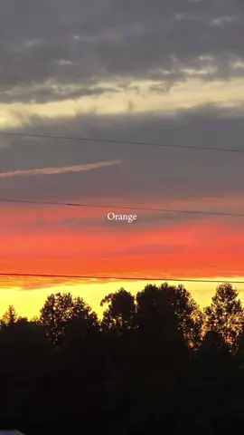 This is beautiful. #northcarolina #sky #clouds #naturesbeauty #whenthesungoesdown 