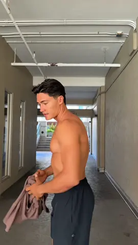 “Haircut Trailer 🎬 “ ‘I love the haircut, it’s awesome!!’  . . #hawaii#plumeria#honoluluhairstylist #TikTokSceneStealerContest