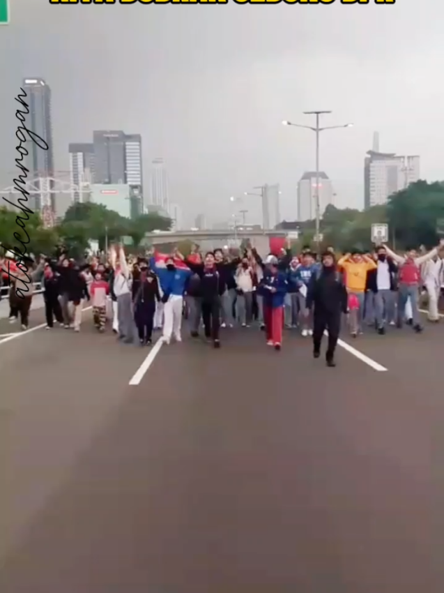 dalam hal ini aku restui kalian...perangi kemunkaran #berandafyp #berandatiktok #videoviral #stm #dprri 