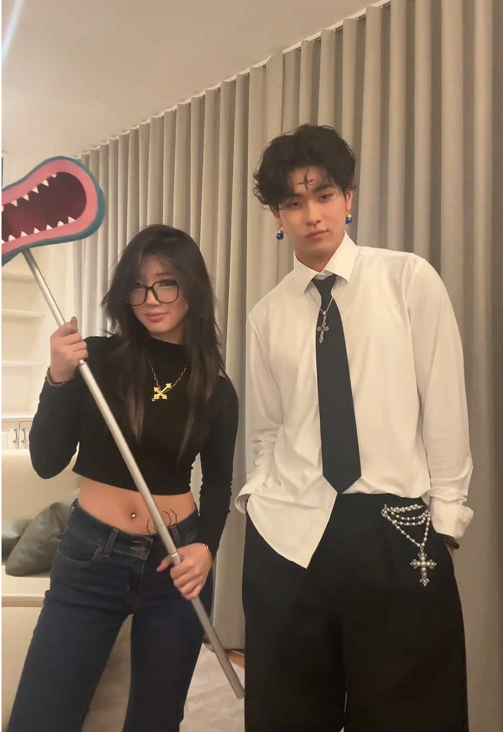 yes guys he’s bothering me @Justin Han #fyp #hxh #cosplay #shizuku #chrollo 