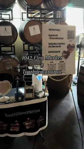 1042 Flea Market X Toothgemxnoraa  - Non invasive products  - Dental grade materials  - No drilling  - Swarovski Only - Retention 3 months- 1+ years   #toothgemsla #toothfairy #icyteeth #swarovski #toothjewelry 