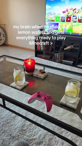 feeling like a queen tbh  #Minecraft #xbox #gaming #lemons #candle 