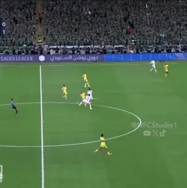 يَمشي ومعه سيفه والكل يخشاه 
