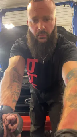#dieseltechchris #6ohpowestroke #6oh #diesel #mechanic 