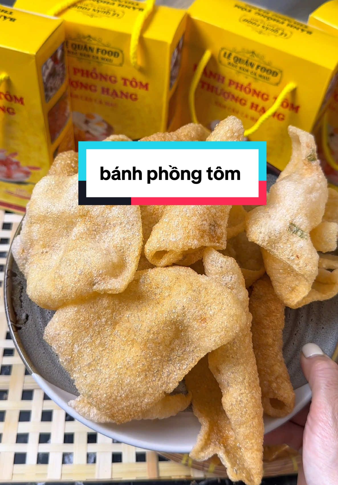 bánh phồng tôm ăn vặt ăn chơi, ăn với goi ngon sx luôn ạ #food #ancungtiktok #duyenoioi #reviewfood #banhphongtom 