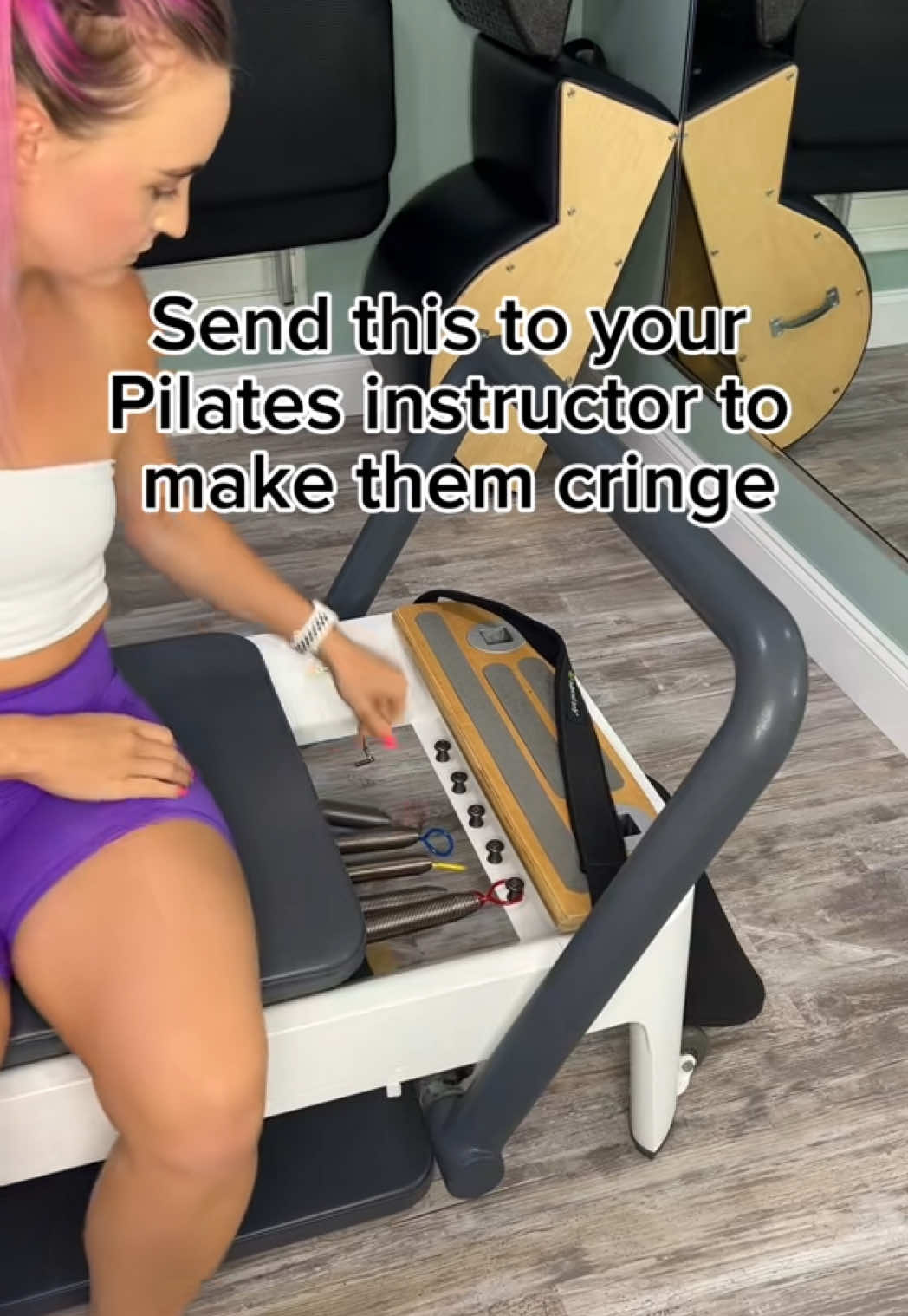 Pilates teachers chime in! What’s your biggest Pilates cringe? #pilateshumor #pilatesbody #pilatesfit 