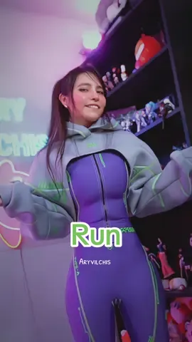 Creo que está ropa parece de evangelion 🤭 #aryvilchis #baile #dance 