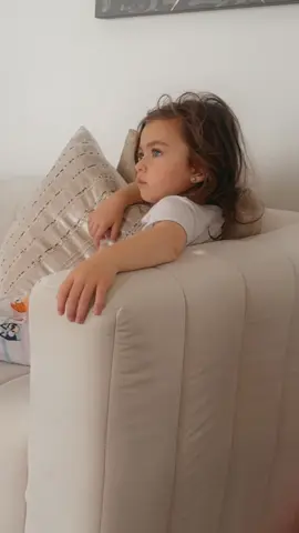 Worship Mornings ☀️ WATCH TILL END 🤍 #foryou #foryoupage #viral #worship #jesus #jesuslovesyou #trending #cross #kidsoftiktok #usa #canada #beautiful #Love #singing #chaldean 