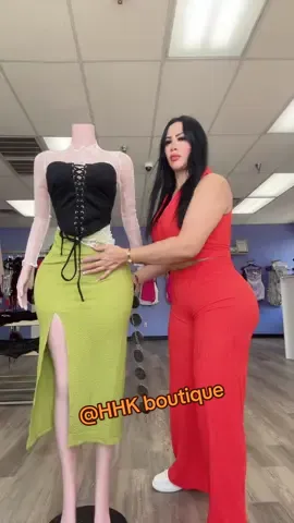 Prefiero cambiar a mi nieta q a los maniquis 😜