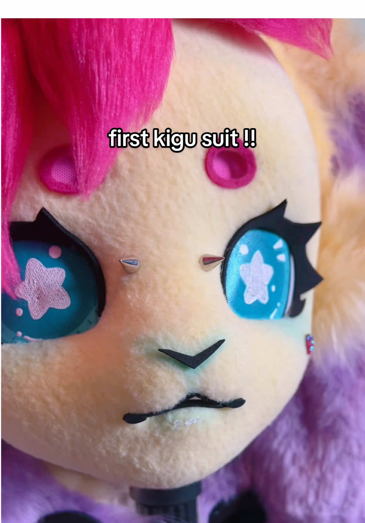 my very first fursuit head that isn’t a dino mask !! #fursona #furry #fursuit #fursuiter #kigurumi 
