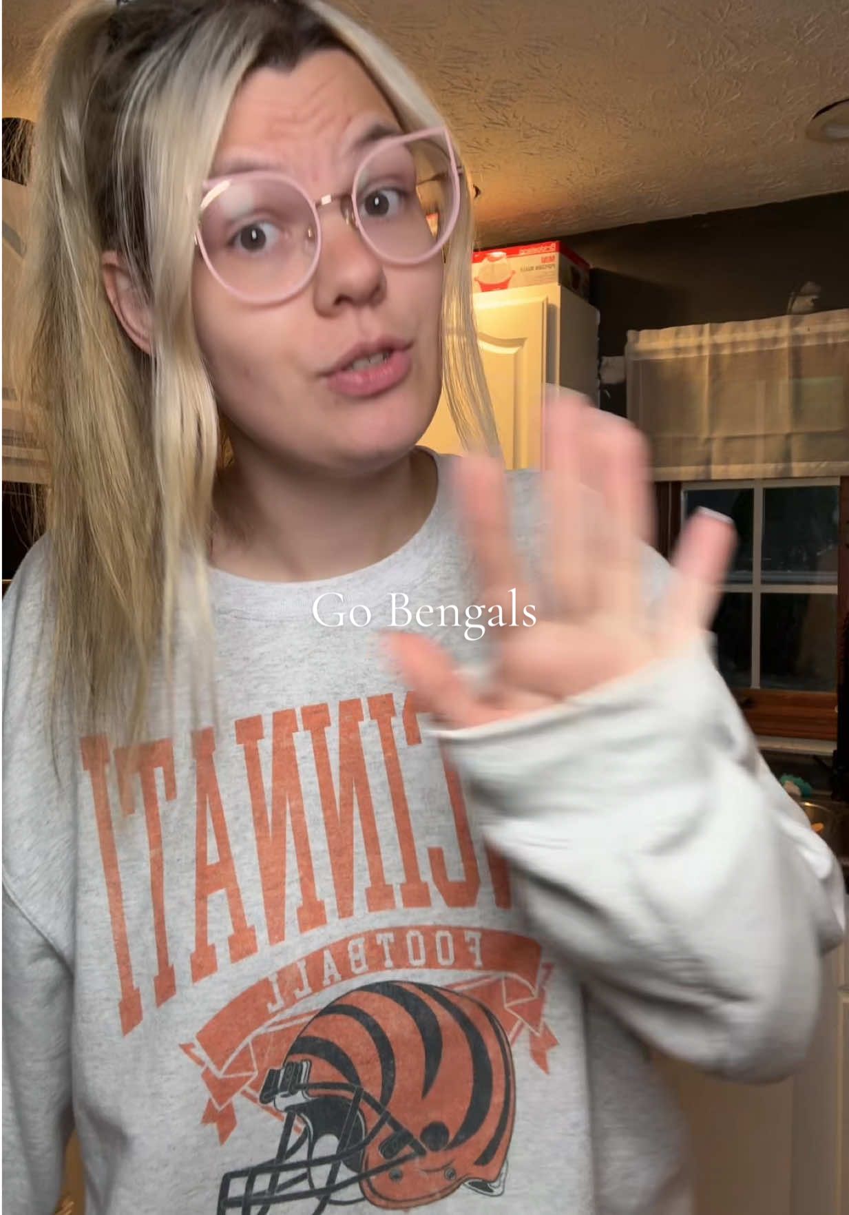 Hurry before the sale is over! #sweatshirt #nflfootball #nflsweatshirt #footballsweatshirt #comfyoutfit 