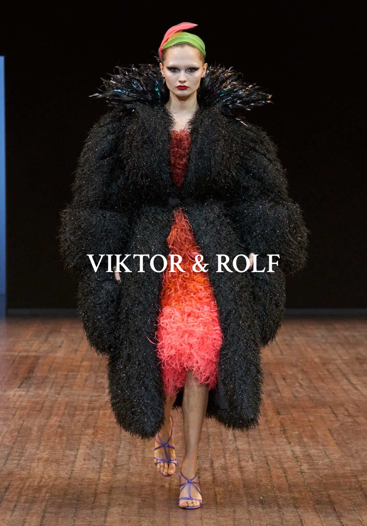 VIKTOR & ROLF F/W 25/26 #viktorandrolf #hautecouture #fashion #model #Runway 