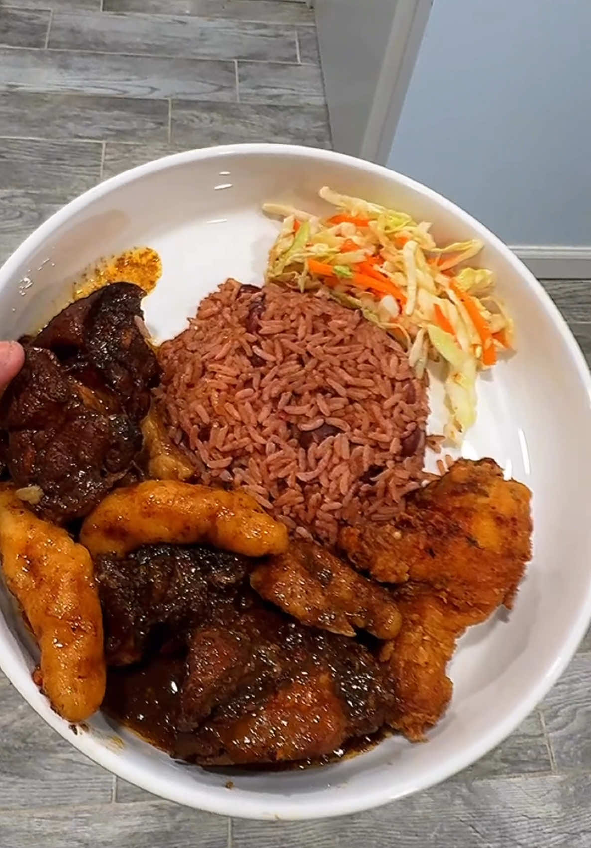 Stew Pork and dumpling! #jamaicancookingshow #cookingchannel #jamaicancookbook #stew #stewpork #brownstewpork 