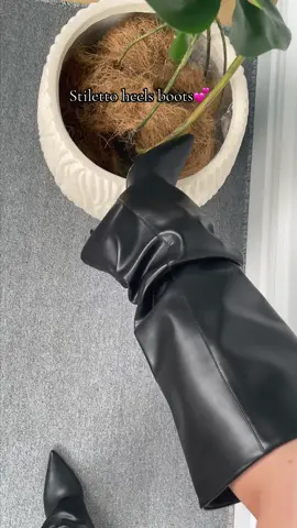 Sexy and fashion style#fashiontiktok #boots #foryou #fyp #fypシ #foryoupage❤️❤️ #for #ootdinspo #fashiontok #fashion #OOTD #ootdfashion #deals #sexy #sexyy #stiletto #heels #fashion 